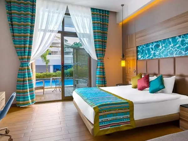 تور 10 روزه آنتالیا و آلانیا