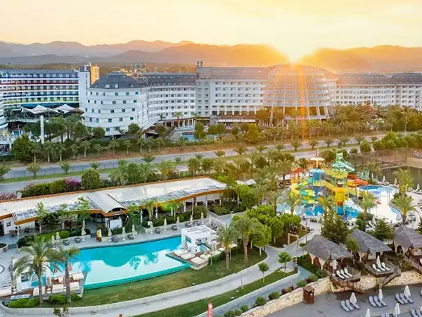 تور 10 روزه آنتالیا و آلانیا